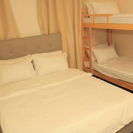 A2J Luxury 1Br Balcony Suite Near Venice Mall Bgc Manila Zewnętrze zdjęcie