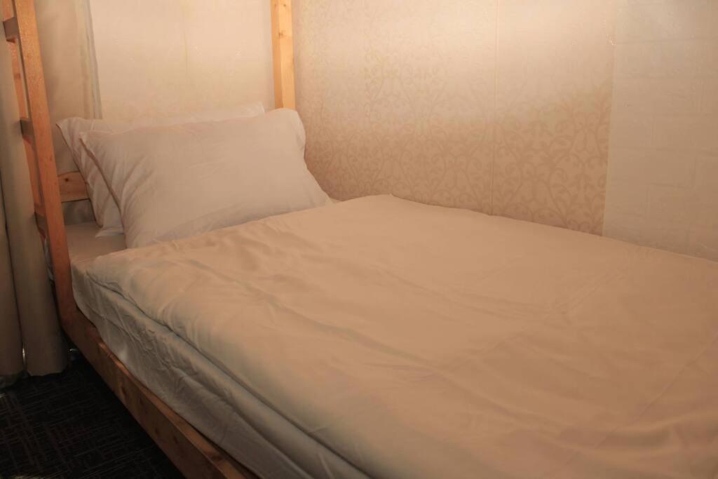 A2J Luxury 1Br Balcony Suite Near Venice Mall Bgc Manila Zewnętrze zdjęcie