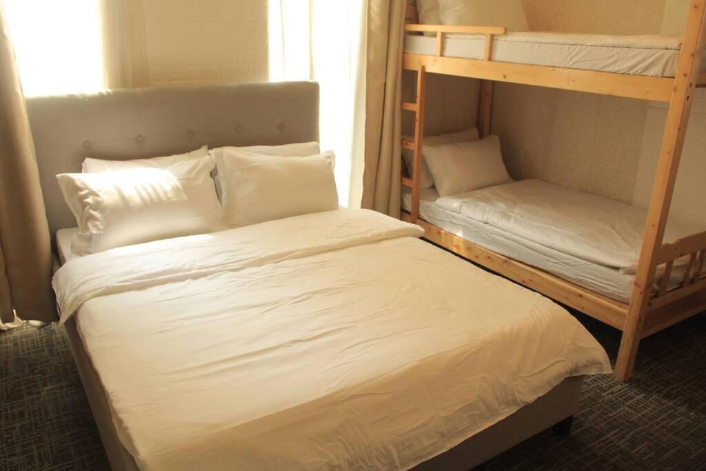 A2J Luxury 1Br Balcony Suite Near Venice Mall Bgc Manila Zewnętrze zdjęcie