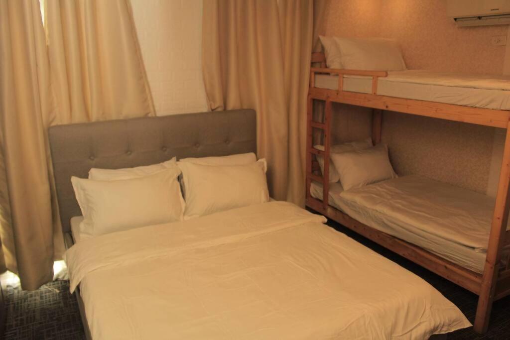 A2J Luxury 1Br Balcony Suite Near Venice Mall Bgc Manila Zewnętrze zdjęcie