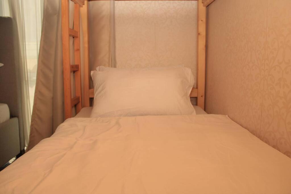 A2J Luxury 1Br Balcony Suite Near Venice Mall Bgc Manila Zewnętrze zdjęcie