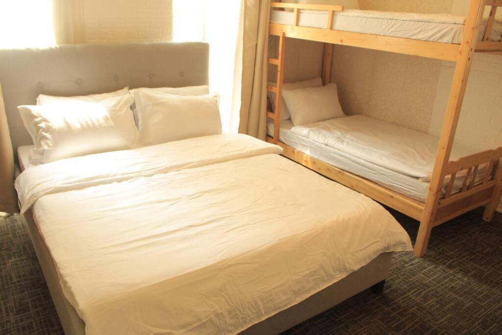 A2J Luxury 1Br Balcony Suite Near Venice Mall Bgc Manila Zewnętrze zdjęcie